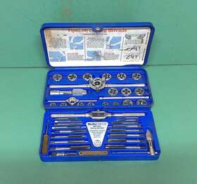 TDM-117A BLUE POINT Tools Tap Die Set