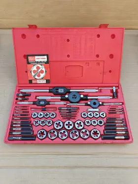 52001 CRAFTSMAN Tools Kromedge High Steel Tap Die Set
