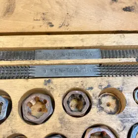 TD-16 KEN TOOL Rethreading Die File Set Wood #2