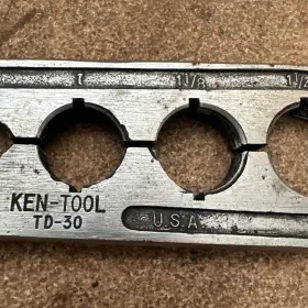 TD-30 KEN-TOOL Axle Spindle Thread Chaser Threading #3