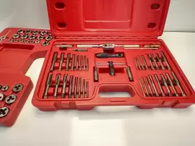 TD76COMBOS-US MAC TOOLS Tap Die Set #3