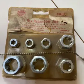 TR8UA MAC TOOLS Coarse Hex Retreader Dies Set