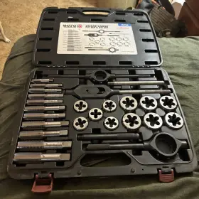 25MTDS MATCO TOOLS Peice Tap Die Set