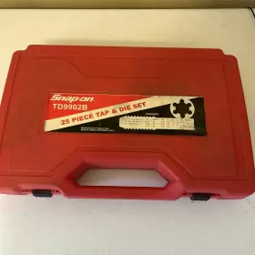 TD9902B SNAP-ON Tap Die Set Incomplete