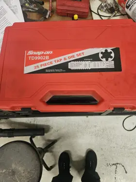 TD9902D SNAP-ON Tap Die Set