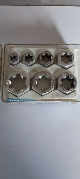 TRC7A SNAP-ON Uss Coarse Dies
