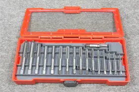 TSA117A SNAP-ON Auto Align Tap Set