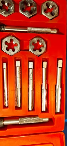 6041 VERMONT AMERICAN Tap Die Set #3