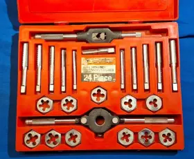 6041 VERMONT AMERICAN Tap Die Set