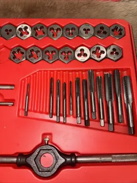 18-256 WORK SHOPS Tap Die Set Incomplete #3
