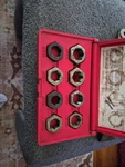 Snap On Rd-8 Fractional Metric Rethreading Set In Case. Fixed Price $59.99.
