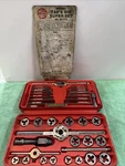 Mac Tools Metric Tap And Die Set Rethreading 8017ts. Fixed Price $129.00.