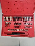 Snap-on Tools Rtd48 48-piece Master Rethreading Tap/die Set,missing One Piece. Fixed Price $110.00.