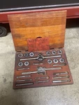 Vintage Blue Point Tap & Die Td2400 Snap On Tool Wood Case. Fixed Price $99.99.