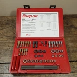 Snap On Rtd48 Tap & Die Rethreading Set Threading Tool Red Hard Case Incomplete. Fixed Price $128.88.